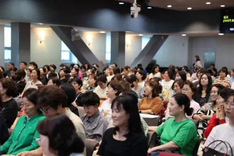 25년 여름큐페 교사기도회 이미지 19