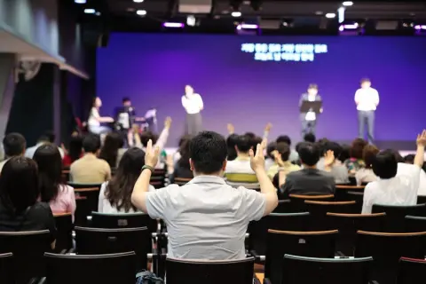 25년 여름큐페 교사기도회 이미지 13