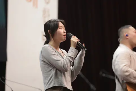 2026-08-23 휘문 청년국 예배스케치 이미지 35